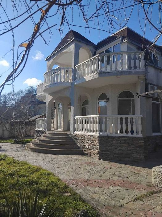 Самостоятелна Къща в Ален мак - 1500 евро