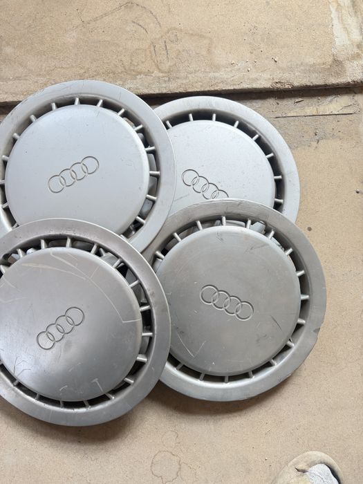 Продается колпаки на ауди 14. 15