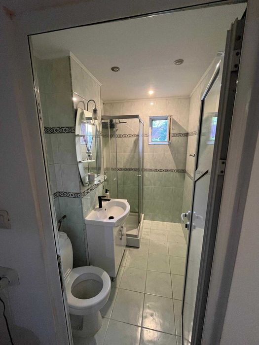 Inchiriez Apartament cu 3 camere