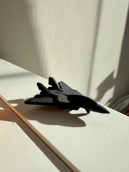 3D Принтирано Яйце с Изненада Миниатюрни Превозни Средства