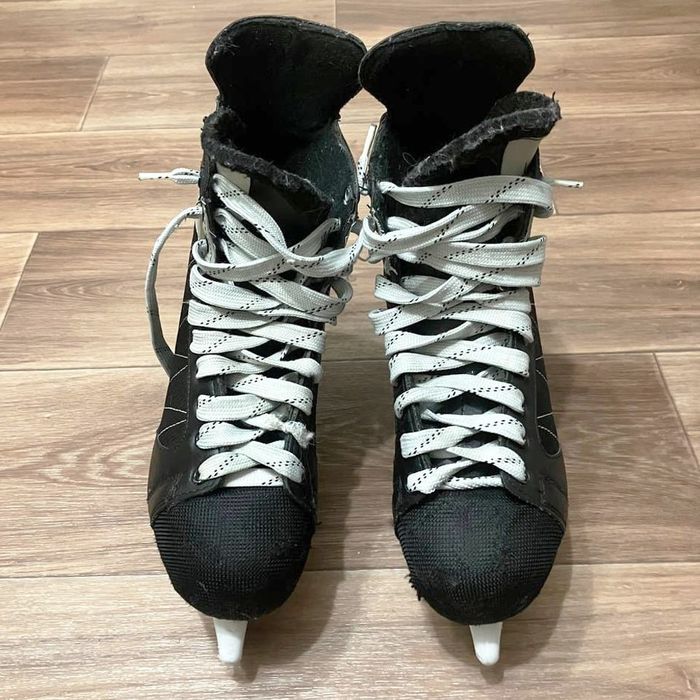 Коньки черные 47