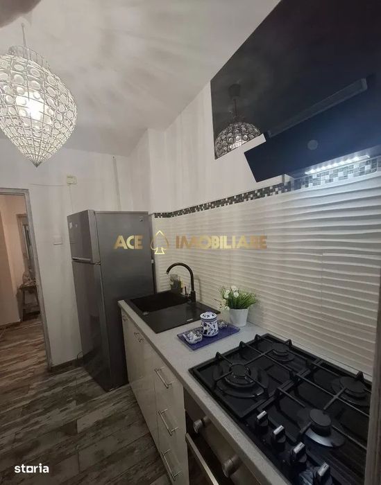 2 Camere de inchiriat | Unirii | Metrou | Renovat |  Centrala Imobil