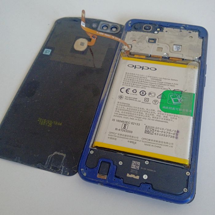 Телефон орро А5 на запчасти