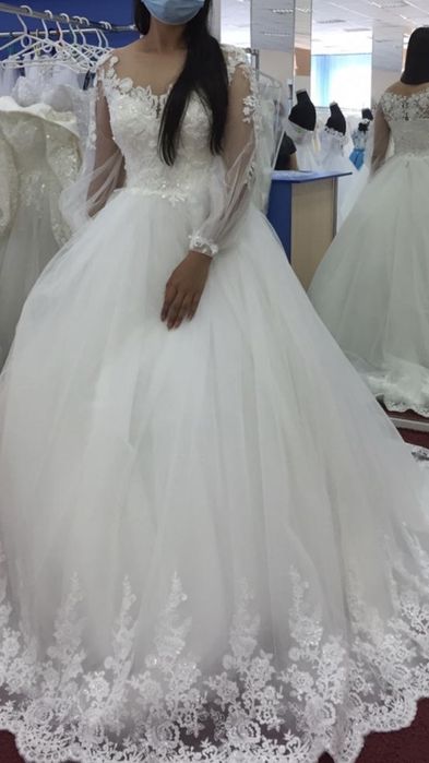 Свадебное платье