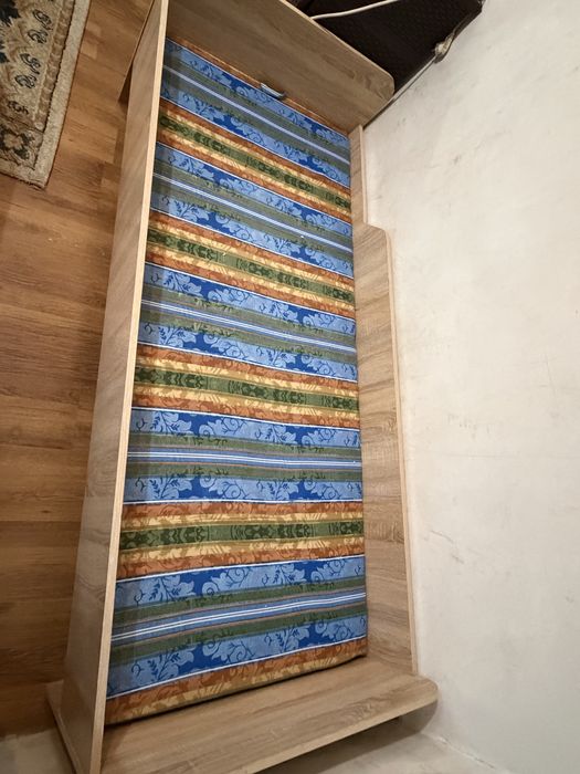 Продам детскую кровать