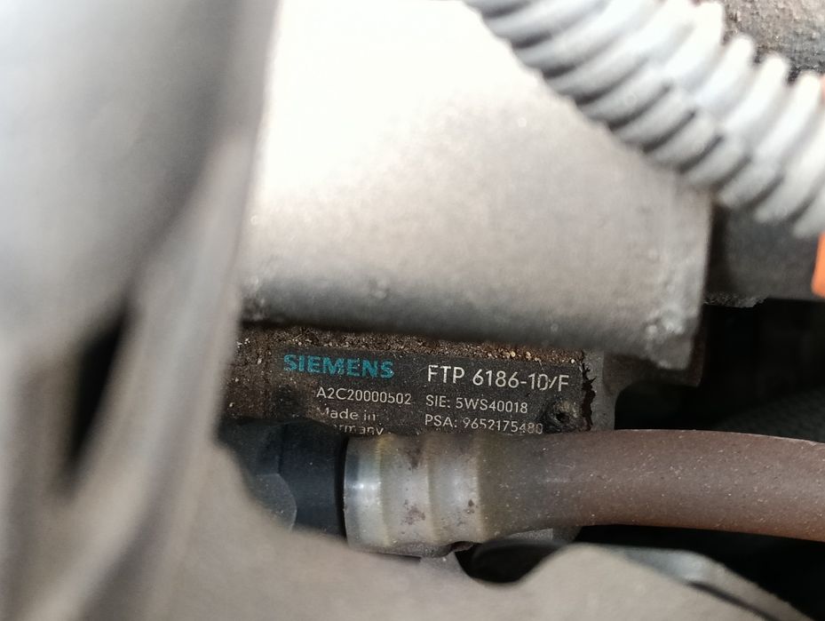 Siemens Комплект дюзи + ГНП помпа + рейл за 2.0 HDI 90 к.с.