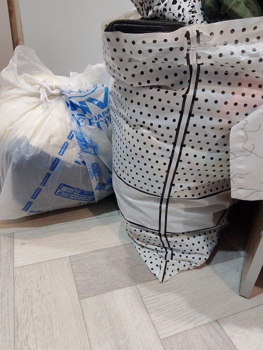 Отдам вещи даром