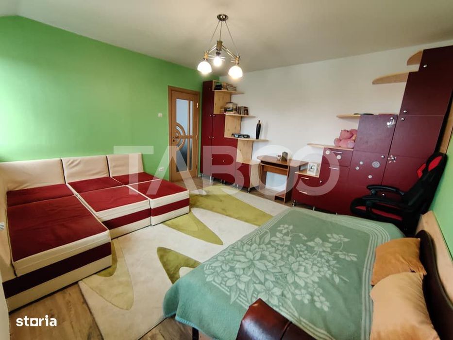 Apartament cu 4 camere in zona facultatilor Mihai Viteazul