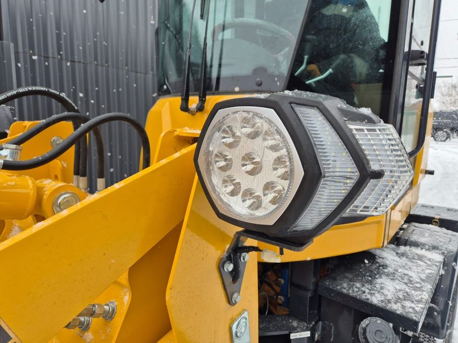 Погрузчик zl 928 новый