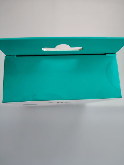 НОВИ! безжични слушалки бели.