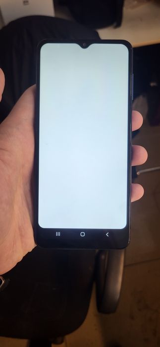Продам Samsung A12 32gb