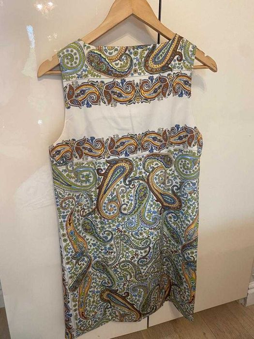 Рокля Манго - нова