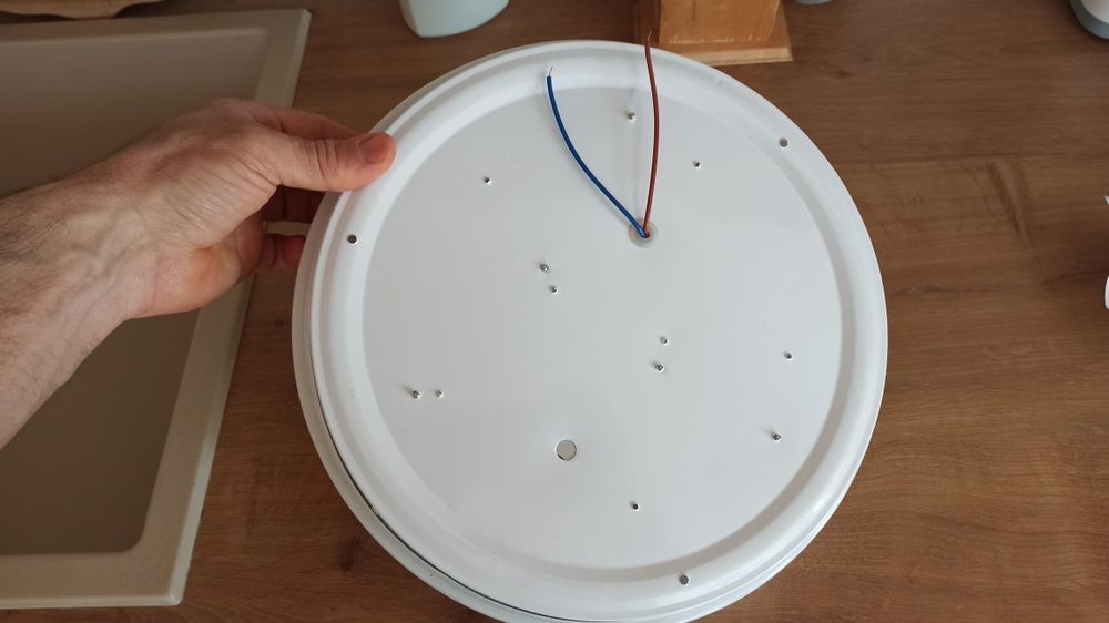 Музикална блутут - лампа