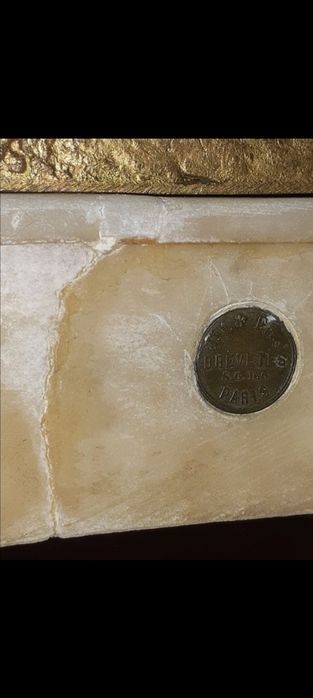 Продаются часы и подсвечники антикварные