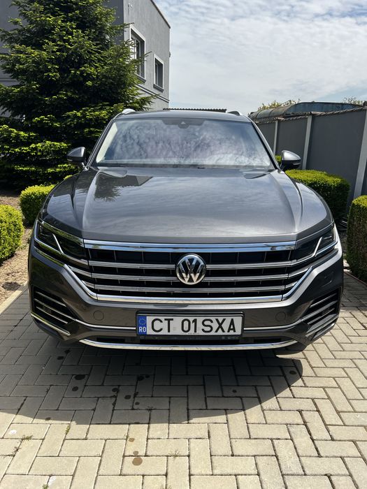 Vând VW Touareg 10/2019