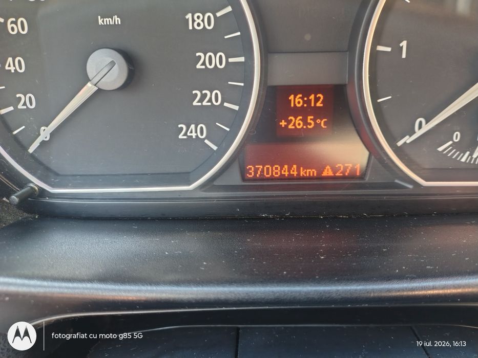 Vând Seria 1 118d 2005