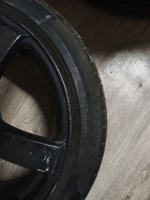 205/50/17 летний балон