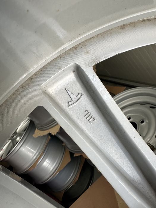 jante tesla model 3 r19 long range originale