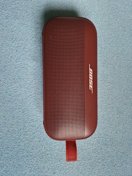 Bose SoundLink Flex roșu