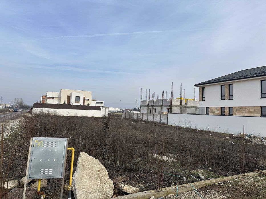 Vand teren intravilan in Pantelimon langa lac | 444mp - 93000euro+TVA