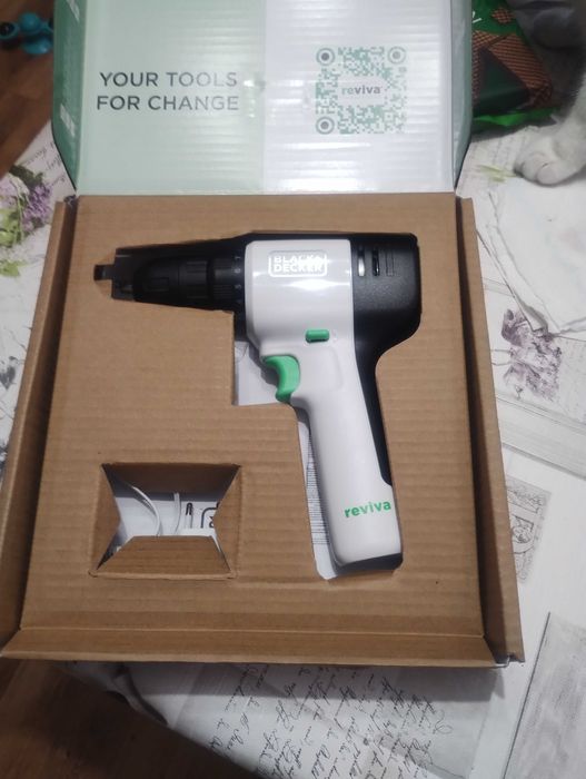 Прободен трион и бормашина BLACK+DECKER Reviva