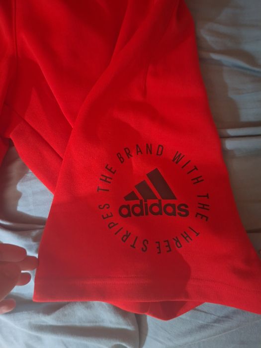 Pantaloni scurti Adidas