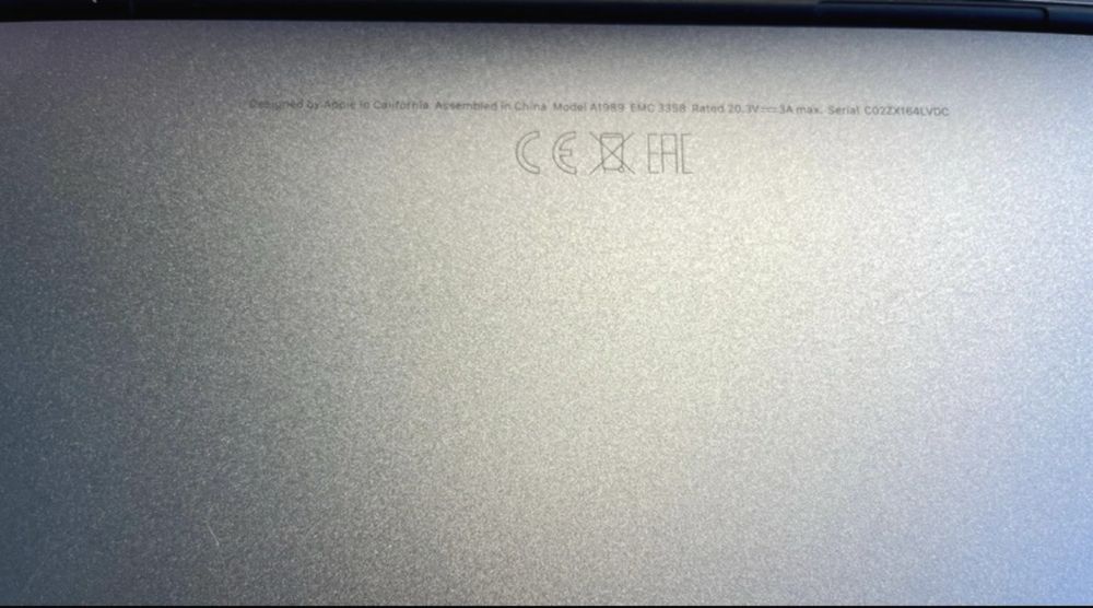 Macbook pro touchbar defect