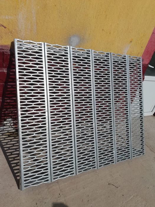 Trepte zincate pentru Scară metalice