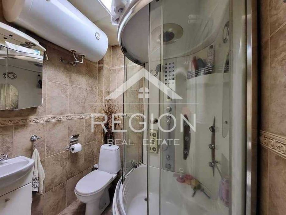 Дава се под наем Тристаен апартамент в Варна, Цветен квартал - 90 кв.м за 408 € - Снимка #12