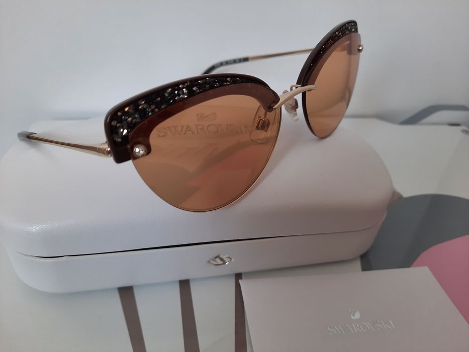 Нови очила на Swarovski