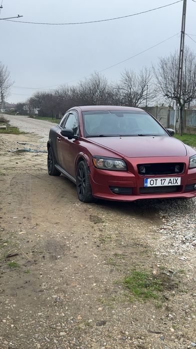 Volvo c30 2.4d 2008 sau dezmembrez la cerere cat mai mare !!!!!
