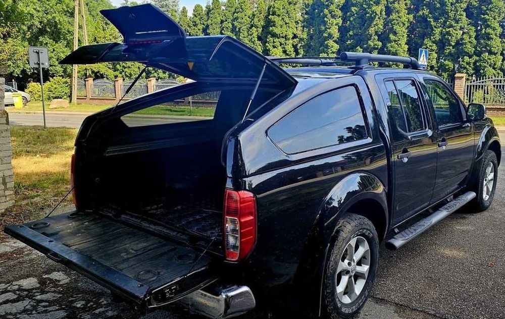 НА ЧАСТИ! Nissan Navara D40 2.5 DCi 4x4 АВТОМАТИК рейлинг степенки