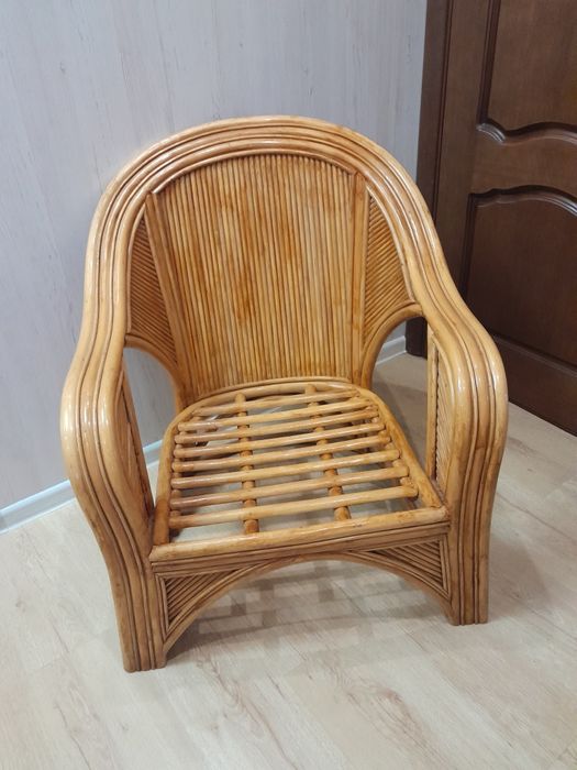 Продам бамбуковое кресло