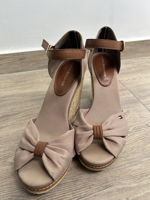 Дамски сандали на платформа Tommy Hilfiger