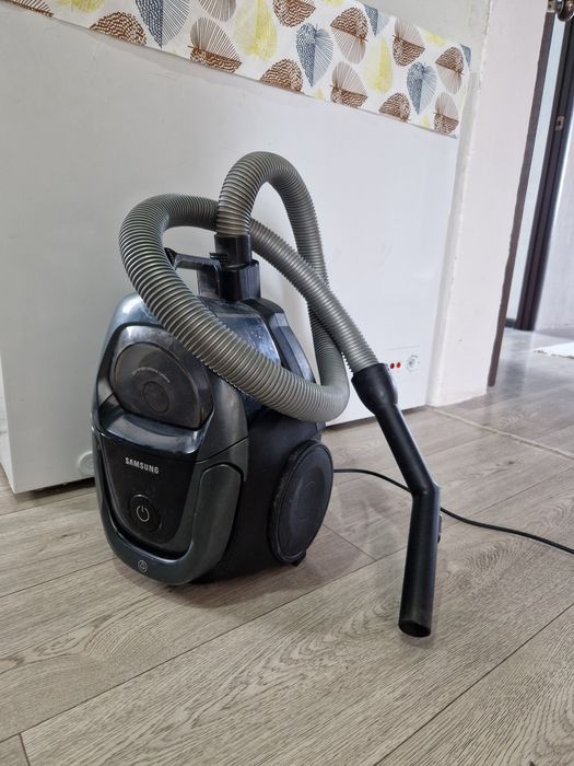 Продам пылесос самсунг