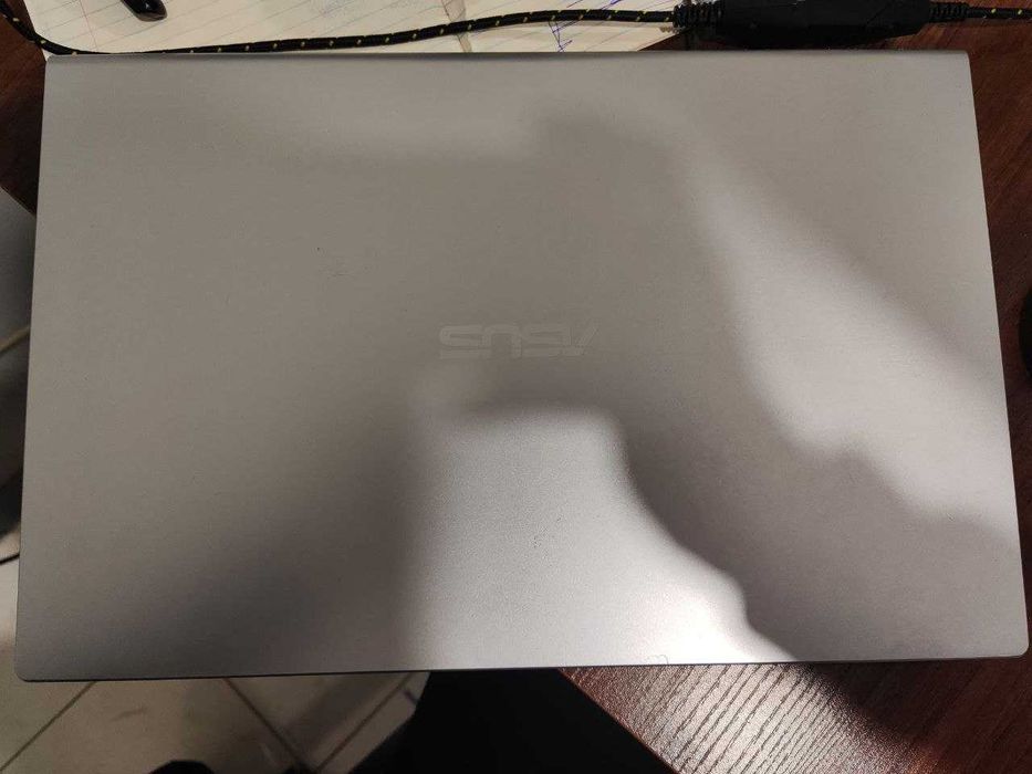 Продается Ноутбук ASUS в хорошем состоянии i3 11 поколение