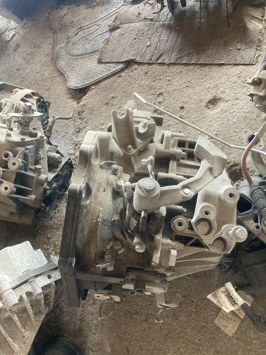 Скоростна кутия м32 опел ръчна бензин a18xer insignia