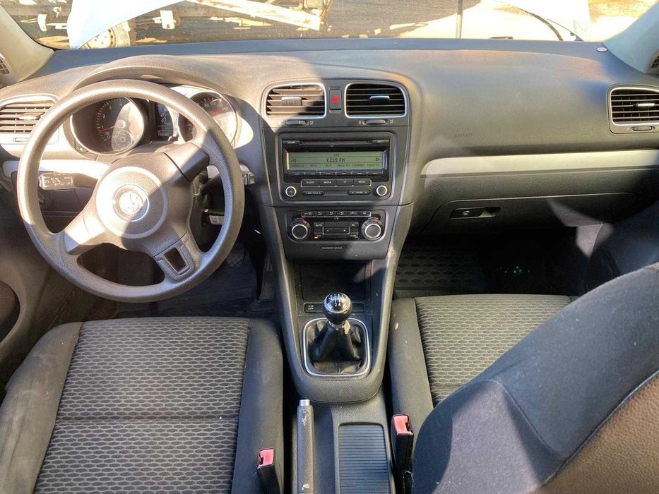 dezmembrez volkswagen golf 4 /volkswagenTouran 2.0 //volkswagen golf 6/Volkswagen Passat (B5.5)/usa passat /capota golf /alz/axp/