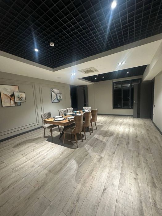 Нежилое помещение Офис 700 м2