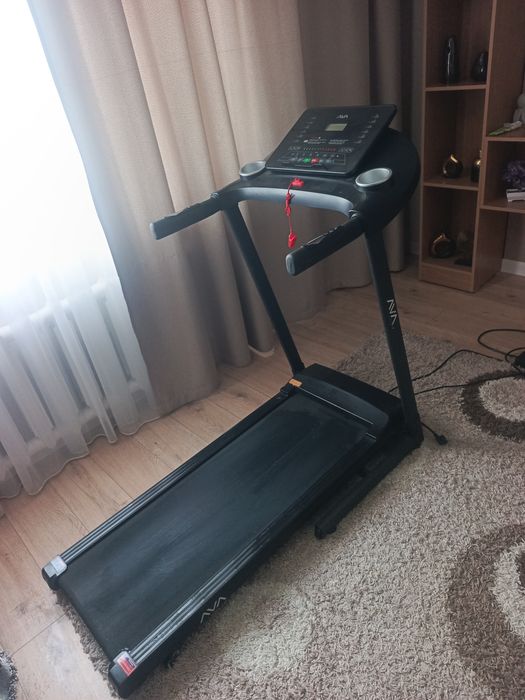 Продам беговую дорожку