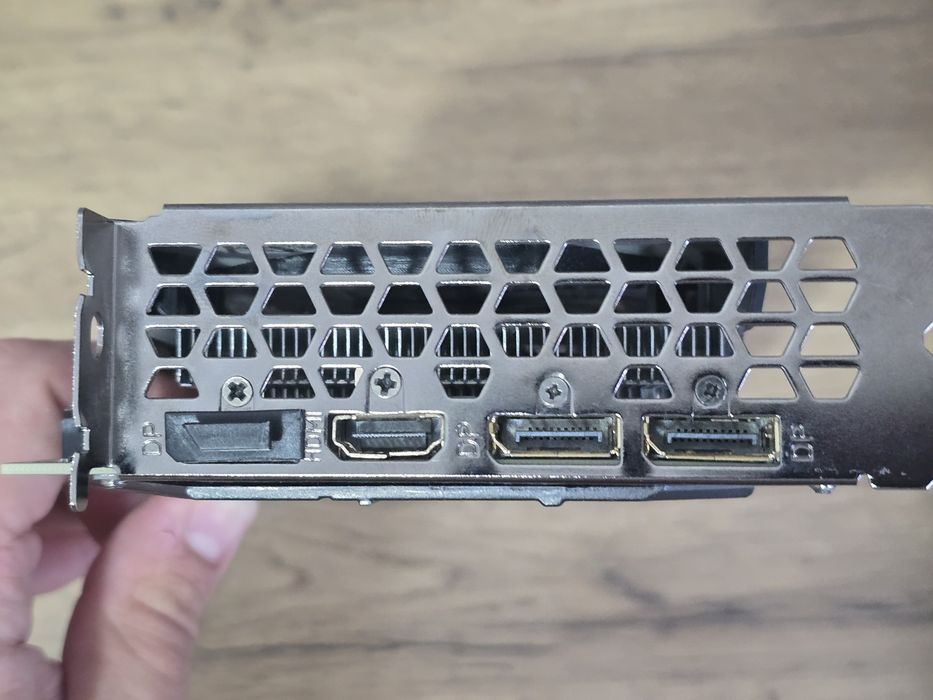 RTX 2060 12gb pt Ai/LLM Gigabyte