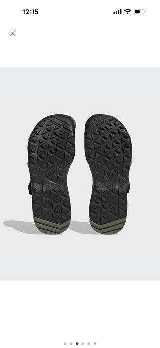 Adidas сандали обсолютно новые