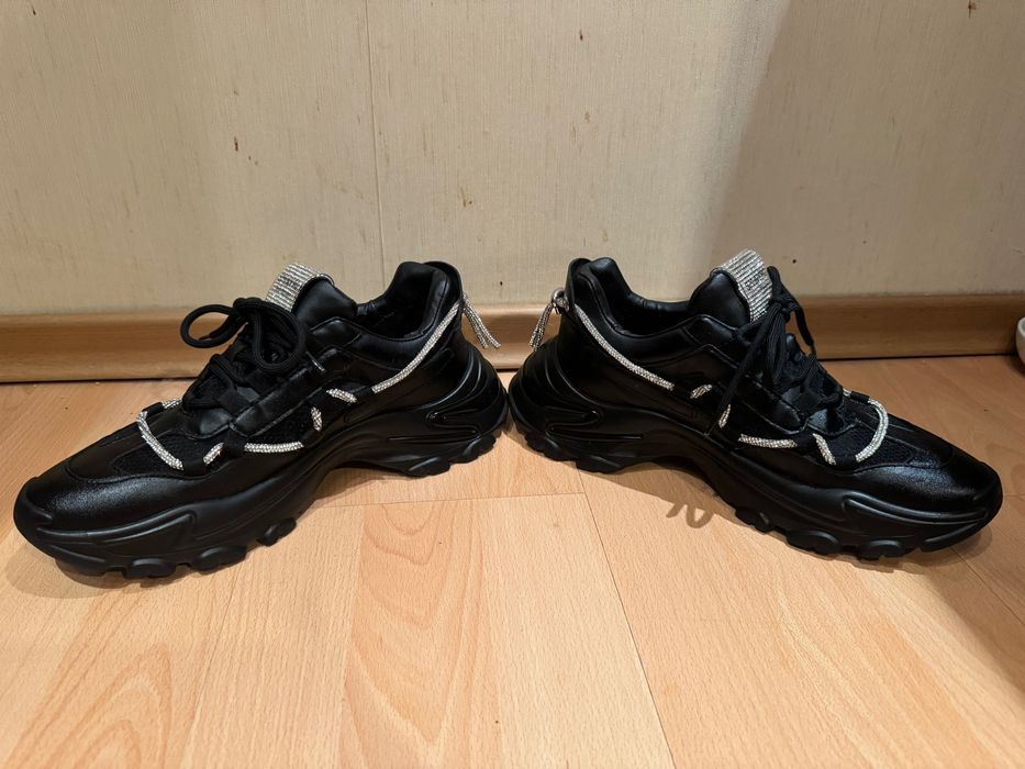 SM NY90 Steve Madden Sneakers