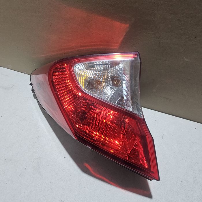 Ляв   външен стоп за Toyota C-HR