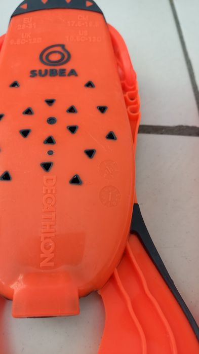 Продавам принадлежности за плажа.