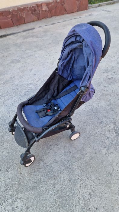 Детская коляска.