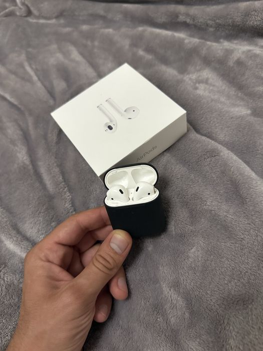 Apple Air Pods 2-ро поколение безжични скушалки на apple