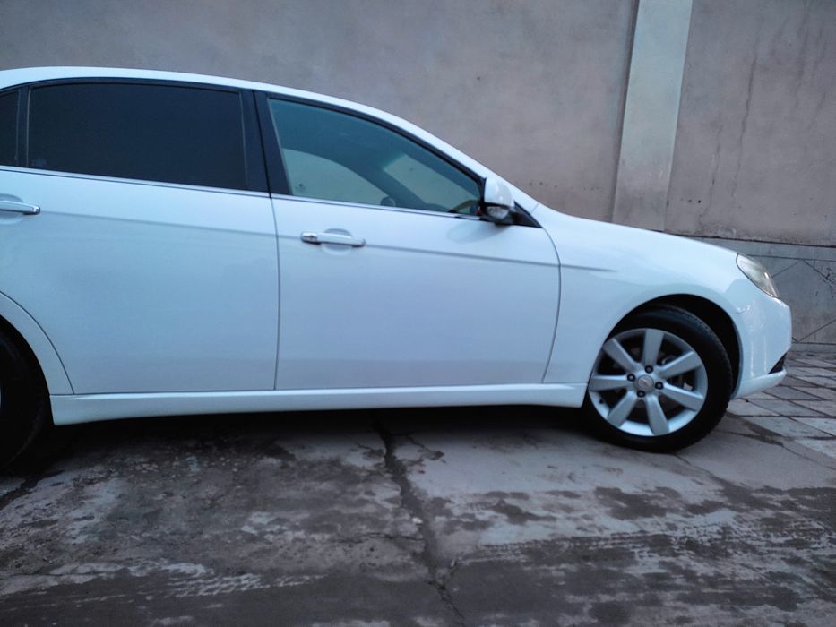 Продается эпика шевроле