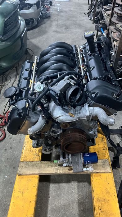 На запчасти мотор Land Rover 448pn