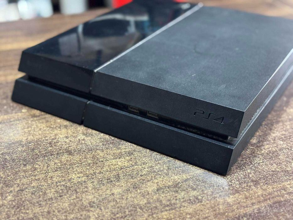 Конзола PlayStation 4 500GB